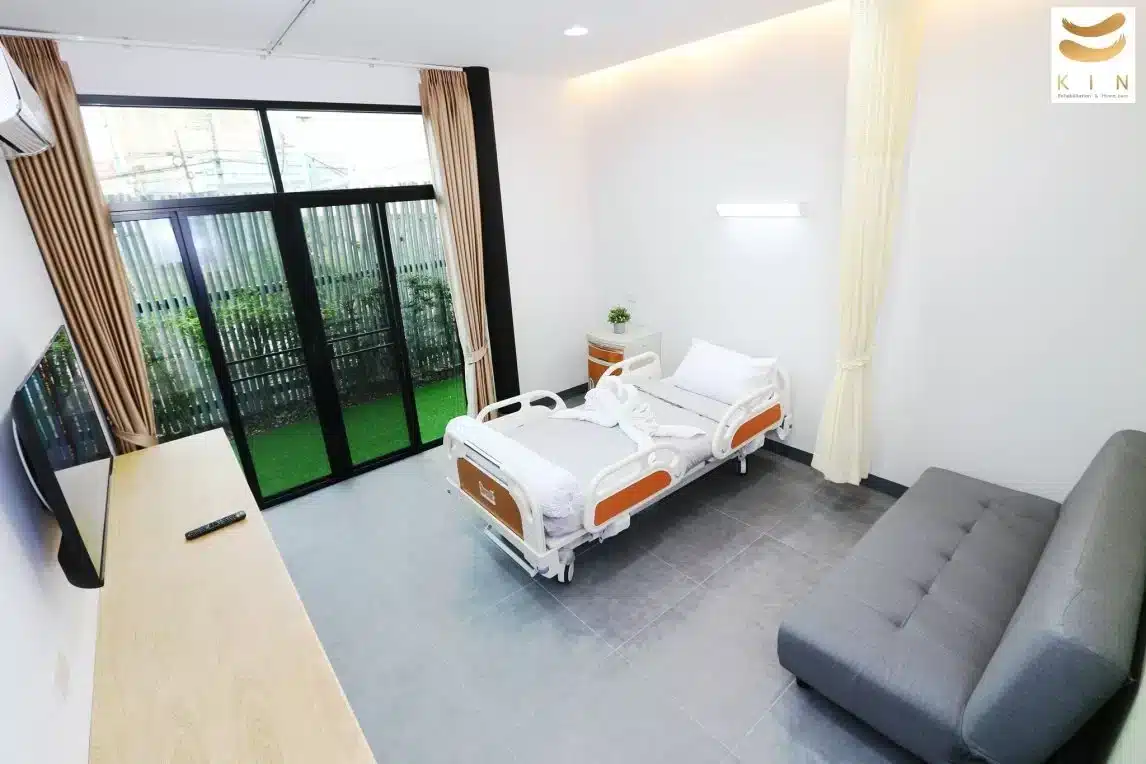 KIN Nursing Home Lat Phrao 71 Branch